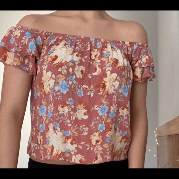 L. A. Hearts floral patterned off the shoulder top - Picture 4 of 4